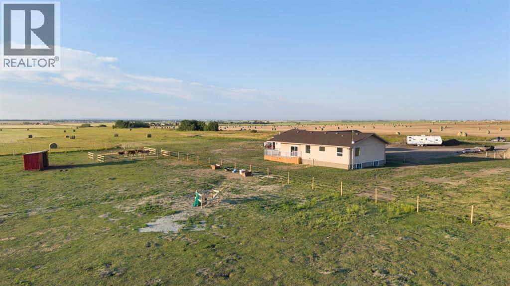 578099 83 Street E, Rural Foothills County, Alberta  T1V 1R7 - Photo 2 - A2326285