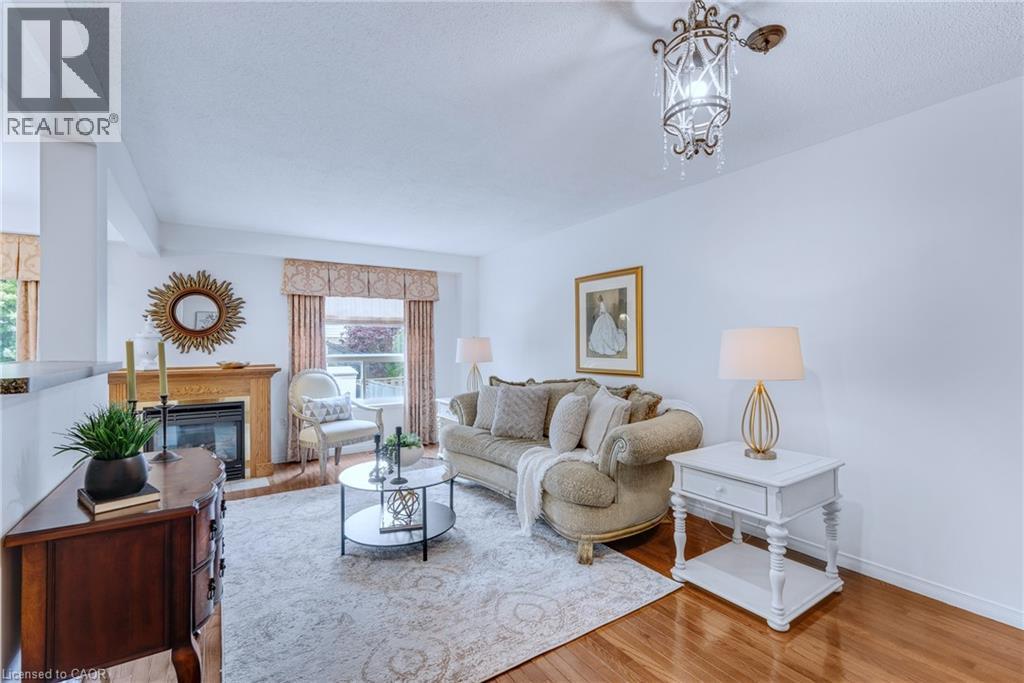 117 Frances Avenue, Stoney Creek, Ontario  L8E 6A3 - Photo 7 - 40850719