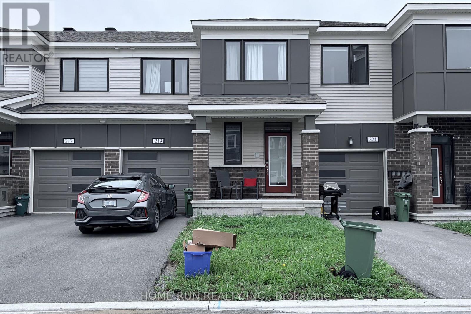 219 BILLRIAN CRESCENT, Ottawa, Ontario