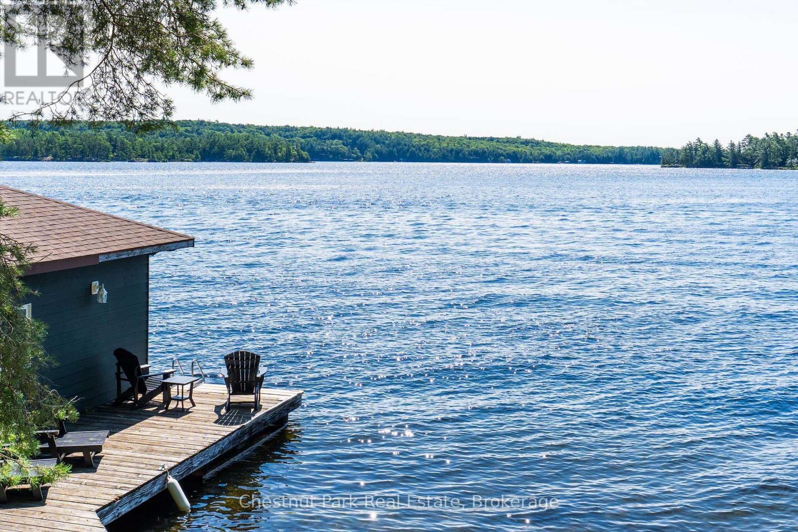 1049 SAGAMO BOULEVARD, Muskoka Lakes, Ontario