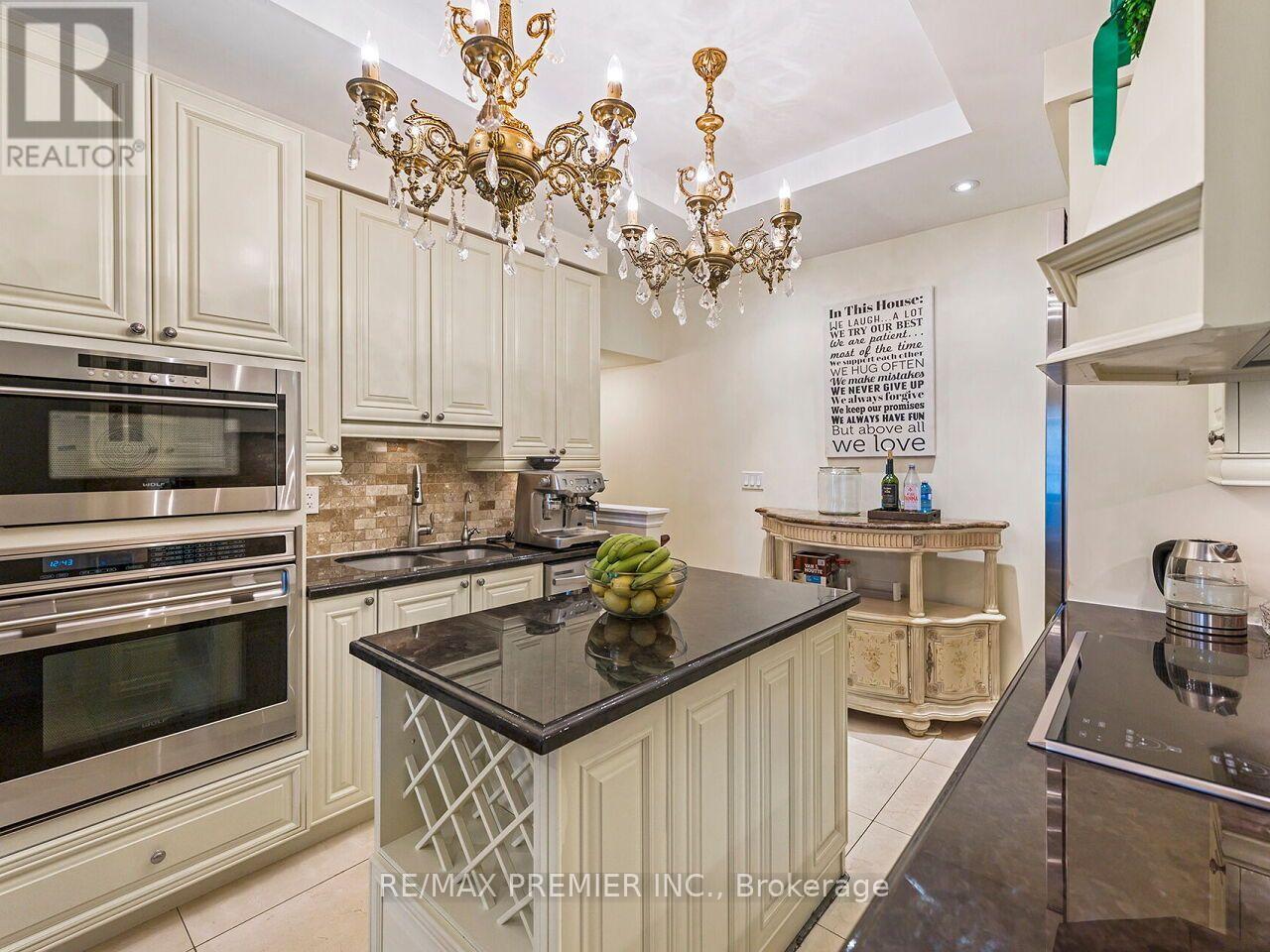 14 - 30 Hargrave Lane, Toronto, Ontario  M4N 0A4 - Photo 12 - C13626586