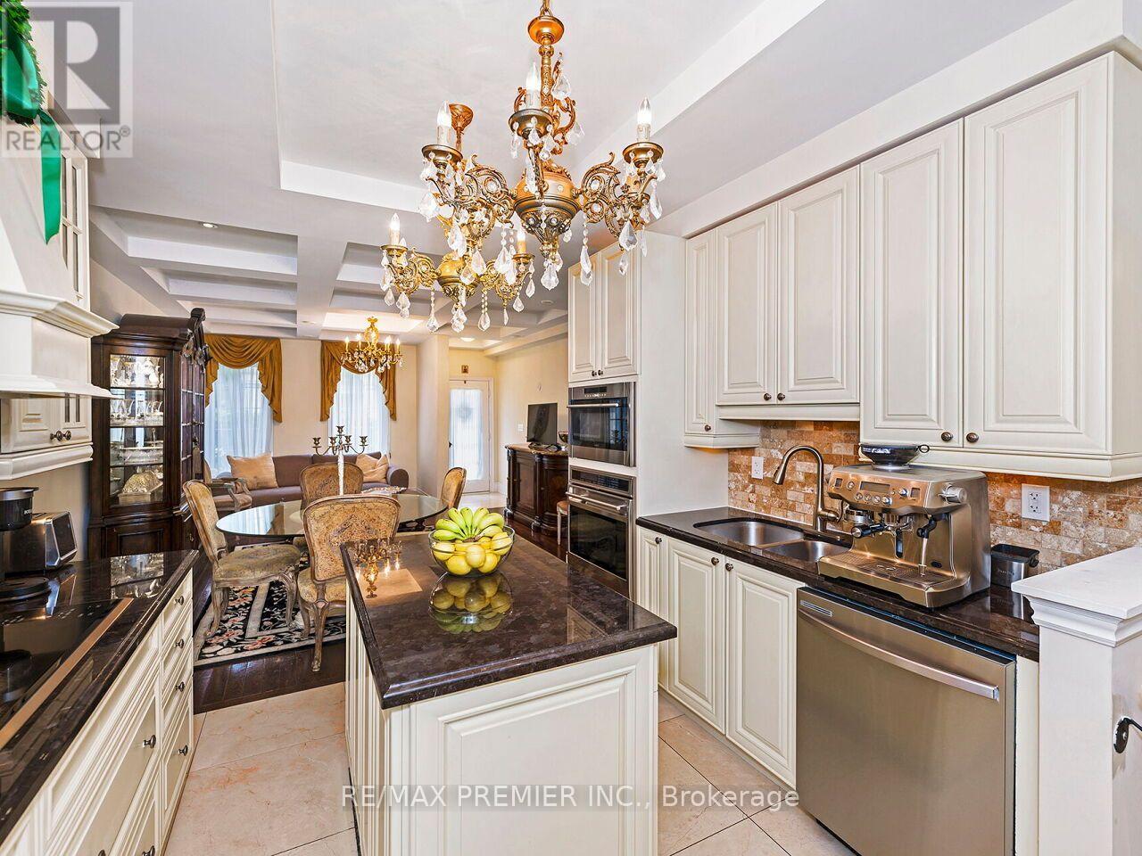 14 - 30 Hargrave Lane, Toronto, Ontario  M4N 0A4 - Photo 15 - C13626586