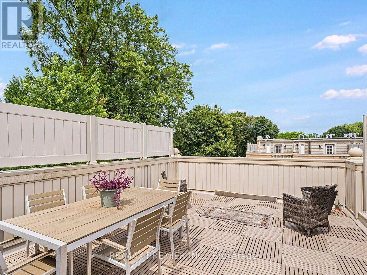 14 - 30 Hargrave Lane, Toronto, Ontario  M4N 0A4 - Photo 35 - C13626586