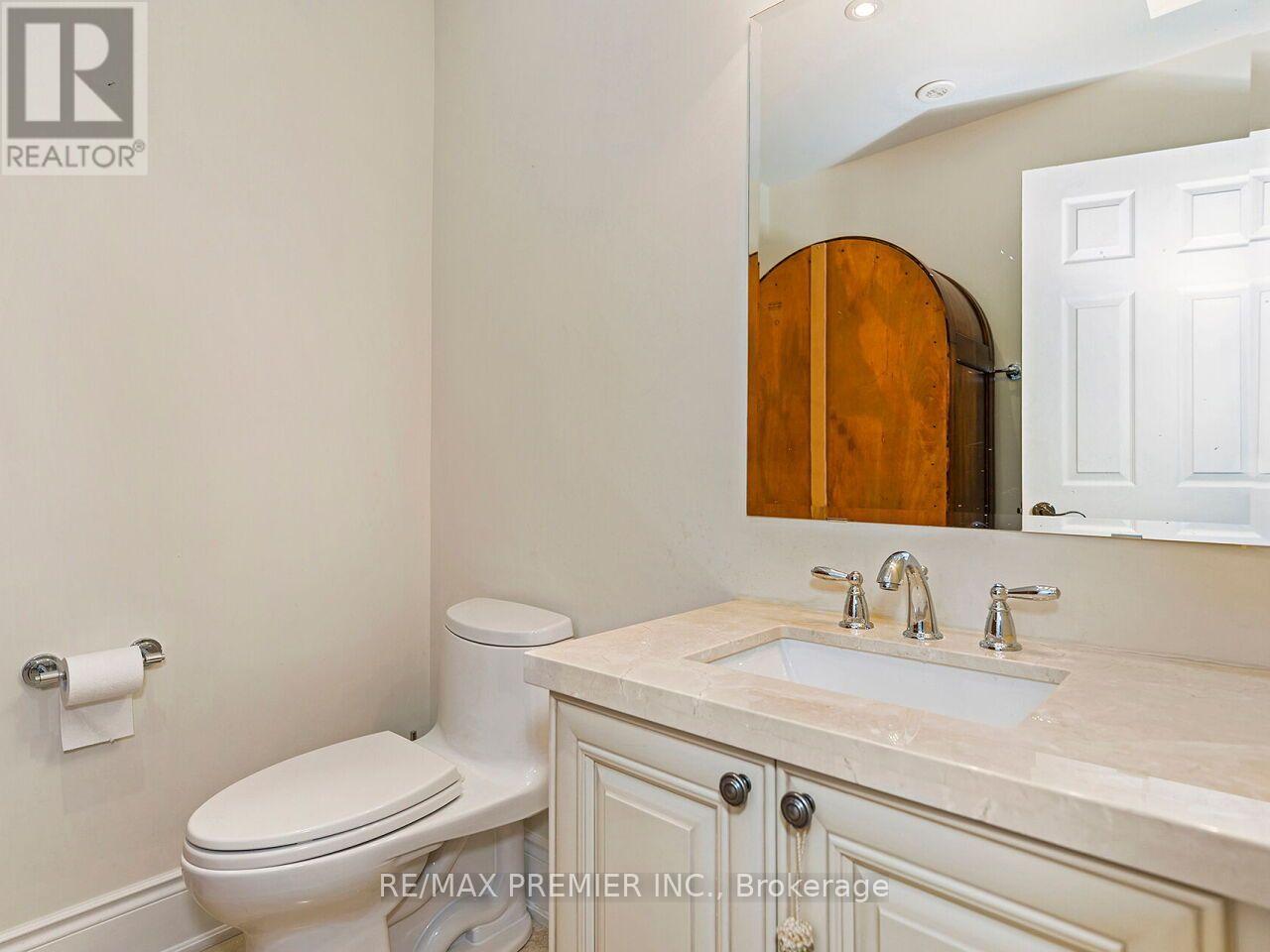 14 - 30 Hargrave Lane, Toronto, Ontario  M4N 0A4 - Photo 42 - C13626586
