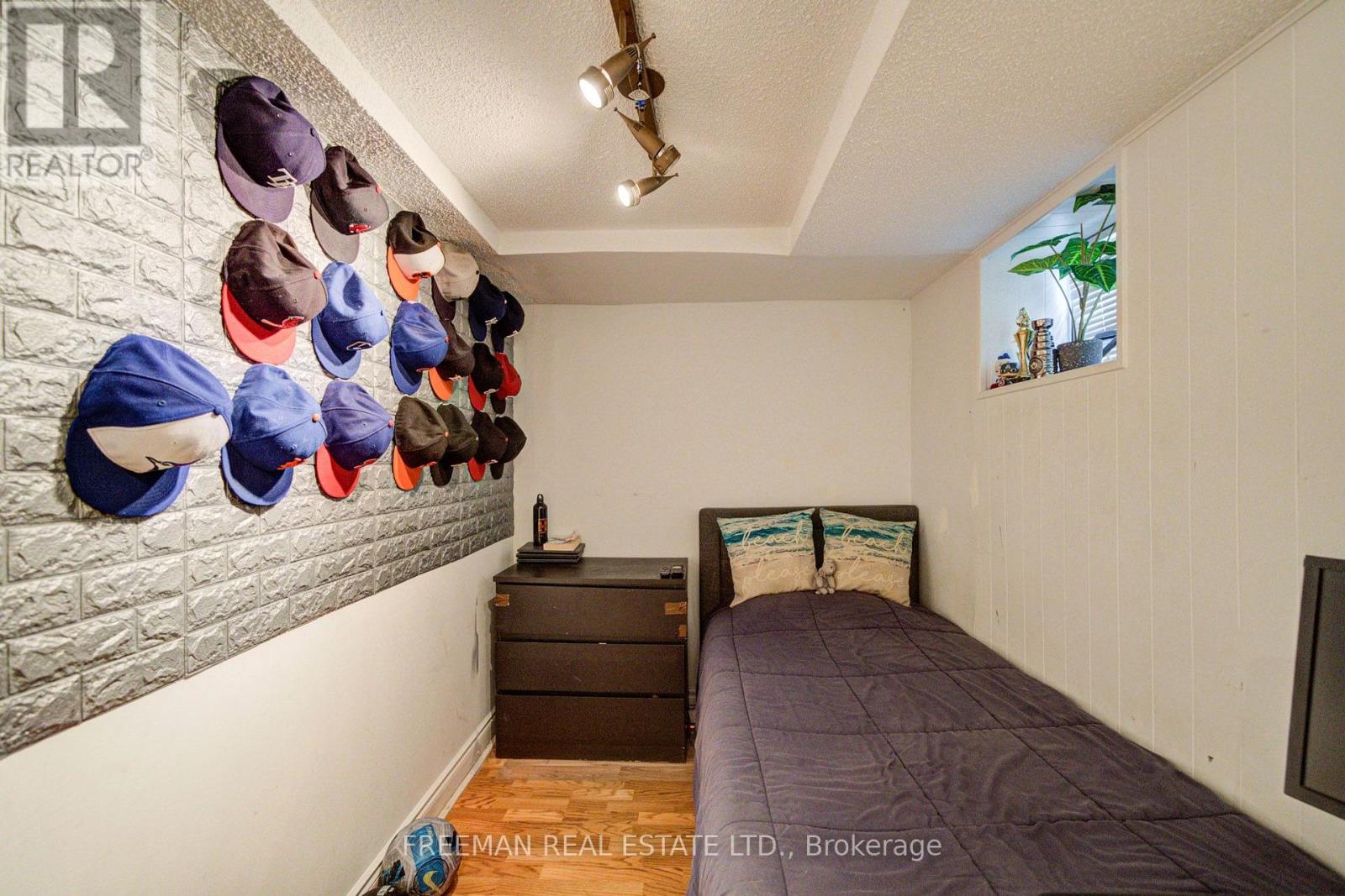 Bsmt - 723 Euclid Avenue, Toronto, Ontario  M6G 2V1 - Photo 27 - C13626604