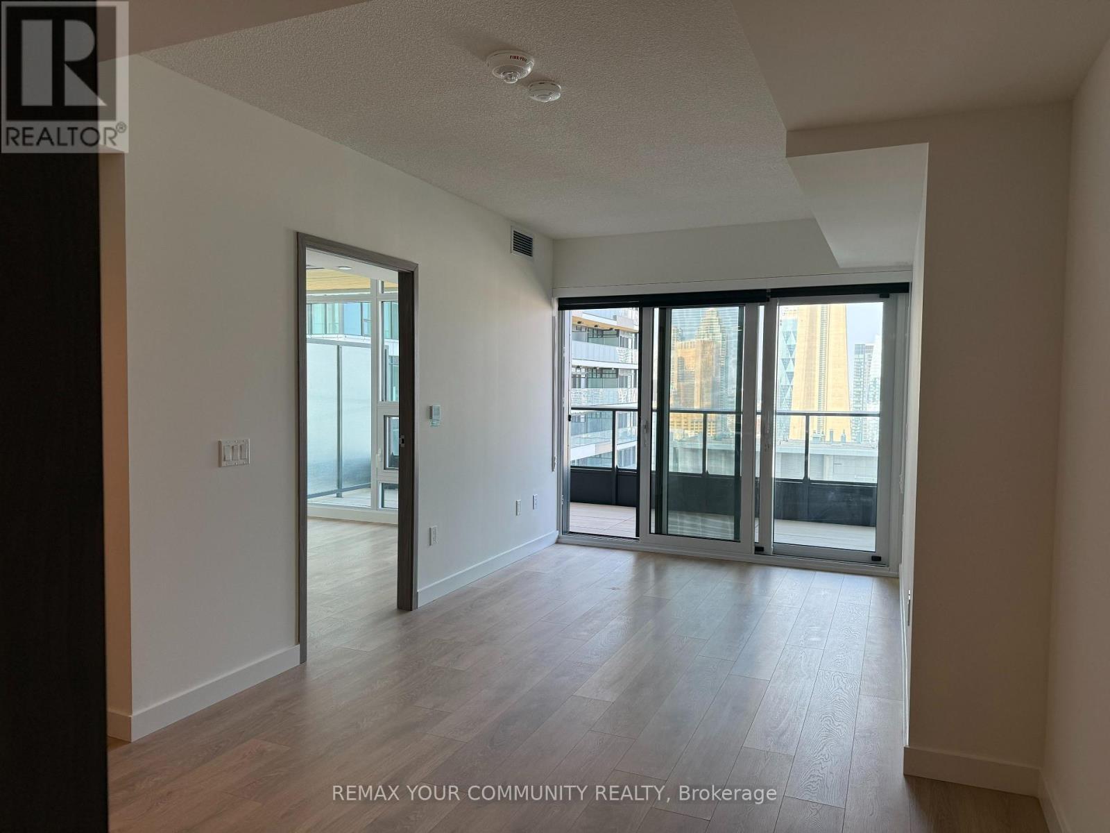 4008 - 3 CONCORD CITYPLACE WAY