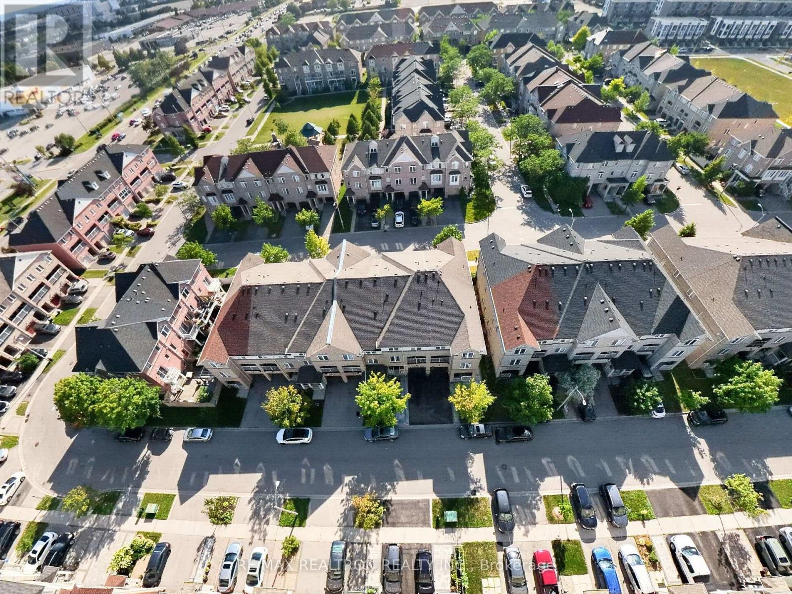 24 Cullcastle Street, Ajax, Ontario  L1S 0A8 - Photo 2 - E13626634