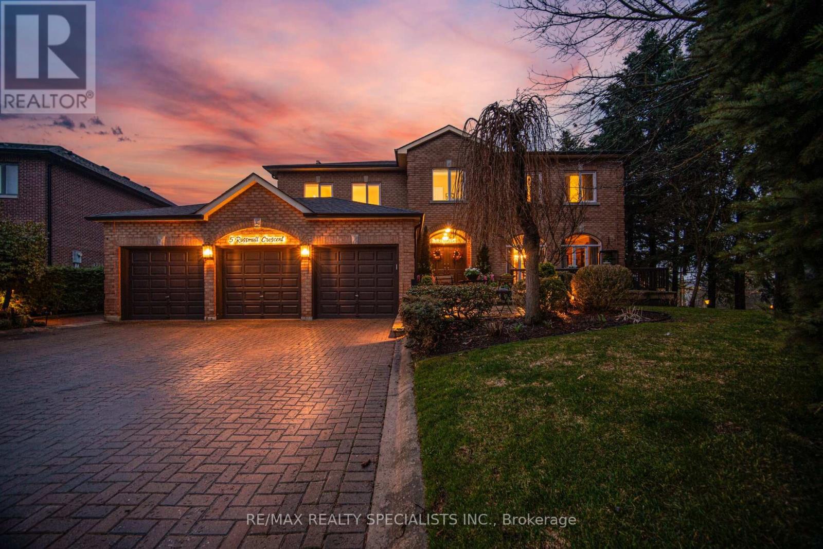 5 Rossmull Crescent, Vaughan, Ontario  L4L 7C8 - Photo 3 - N13626684