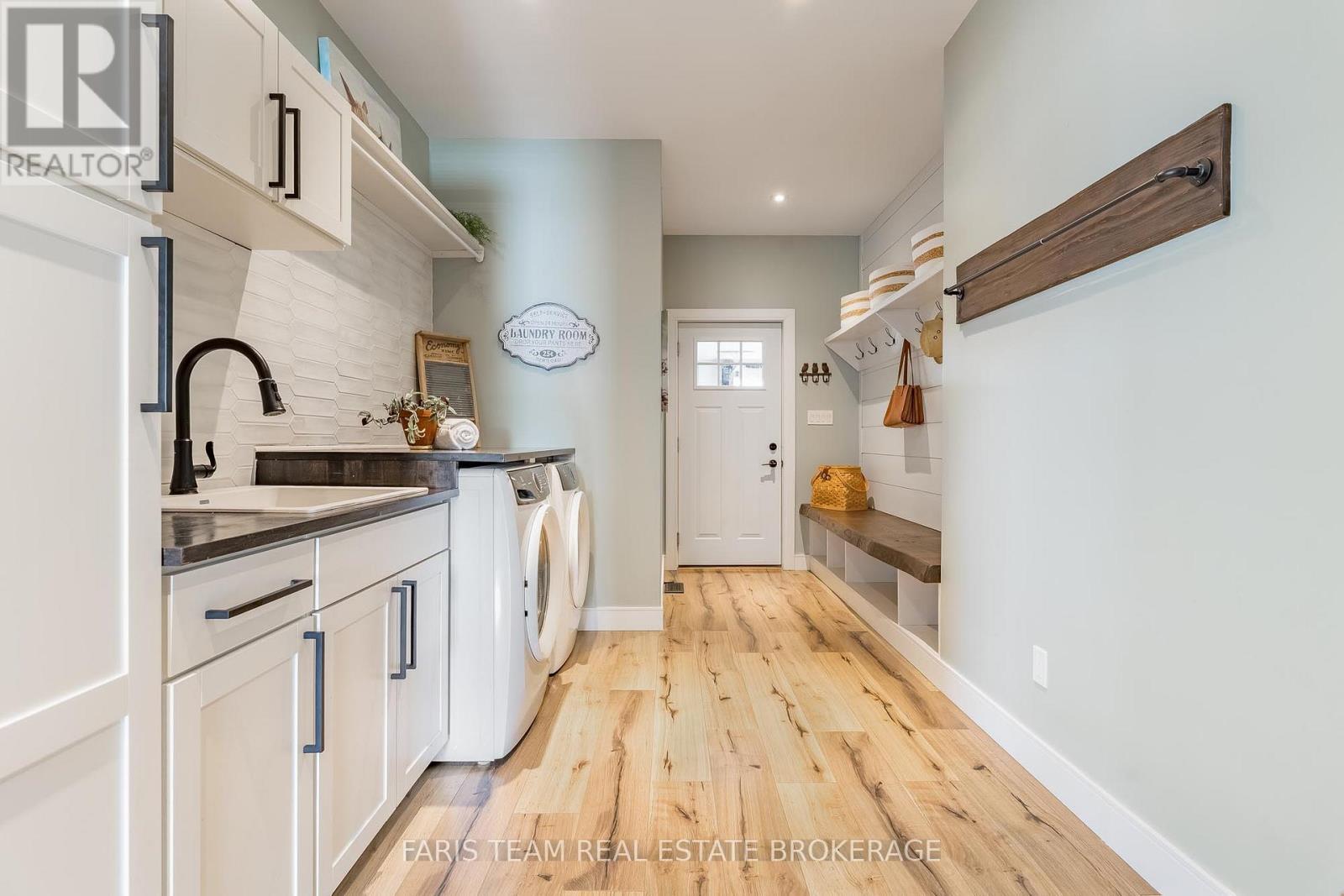 116 Mamie Avenue, Wasaga Beach, Ontario  L9Z 2P6 - Photo 24 - S13626638