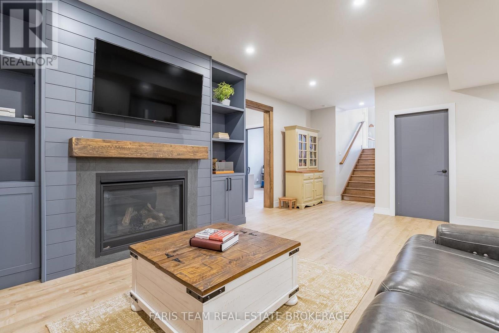 116 Mamie Avenue, Wasaga Beach, Ontario  L9Z 2P6 - Photo 27 - S13626638