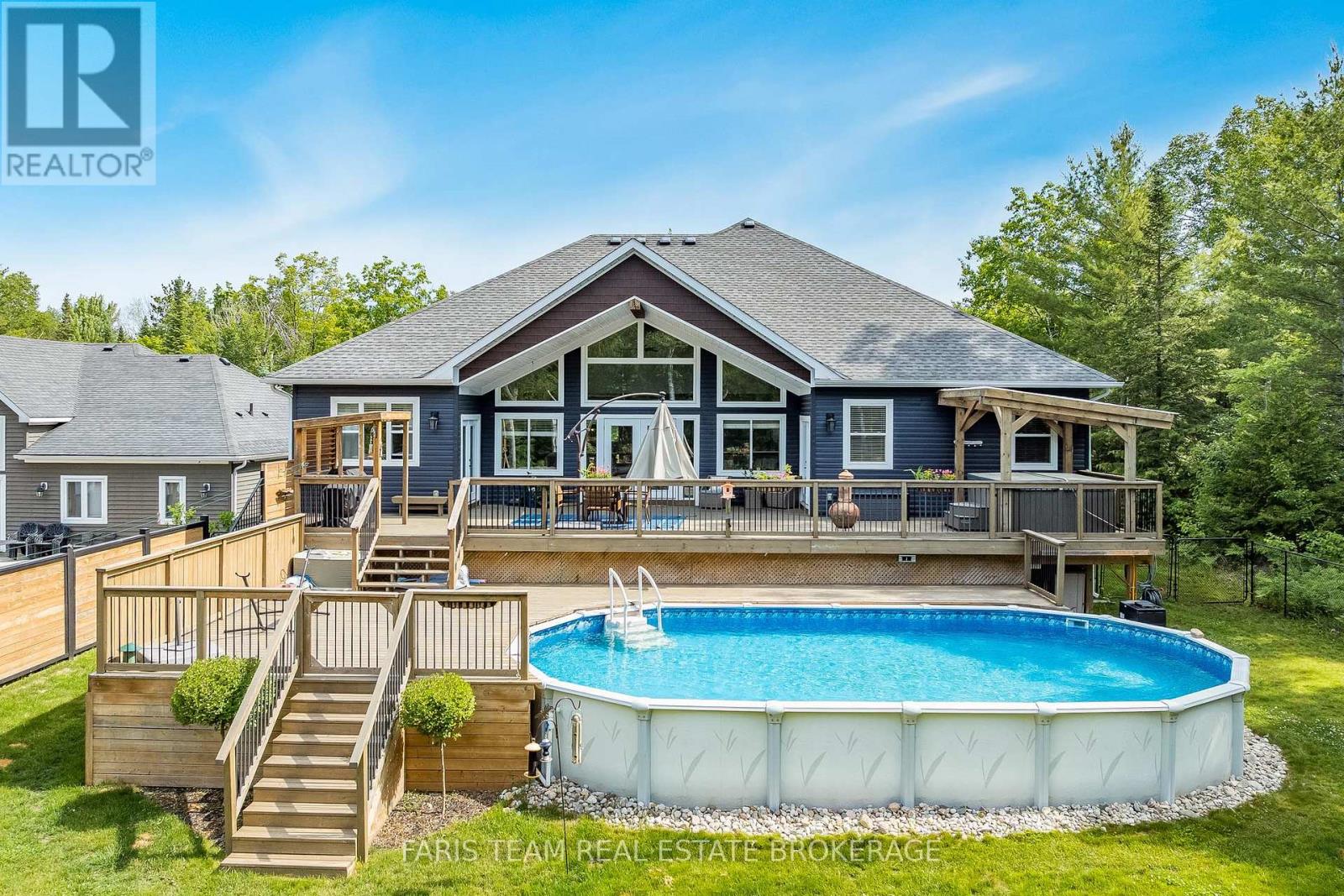 116 Mamie Avenue, Wasaga Beach, Ontario  L9Z 2P6 - Photo 45 - S13626638