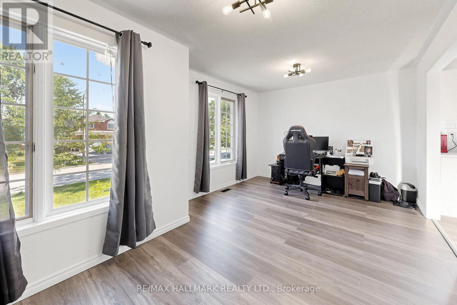 90 Barre Drive, Barrie (Painswick North), Ontario  L4N 7P1 - Photo 6 - S13626682