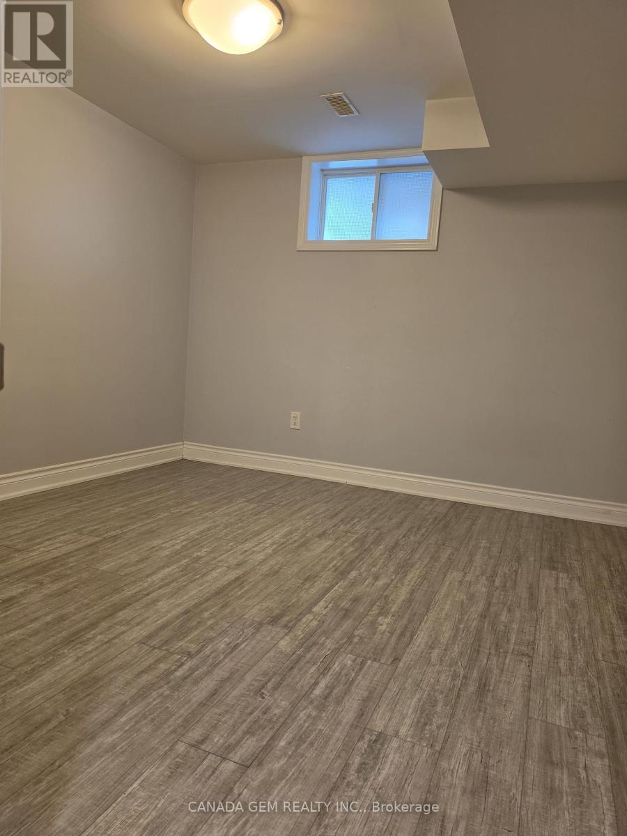 54 Clearmeadow Boulevard, Newmarket, Ontario L3X 2M6 - Photo 24 - N13487732