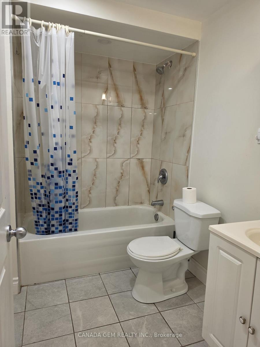 54 Clearmeadow Boulevard, Newmarket, Ontario L3X 2M6 - Photo 22 - N13487732