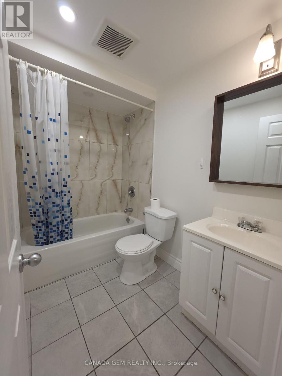 54 Clearmeadow Boulevard, Newmarket, Ontario L3X 2M6 - Photo 21 - N13487732