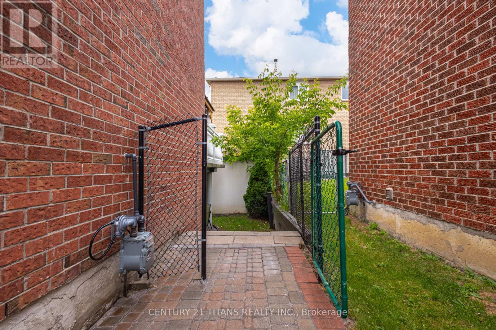 6 Blossom Court, Vaughan, Ontario  L4L 6S9 - Photo 46 - N13623930