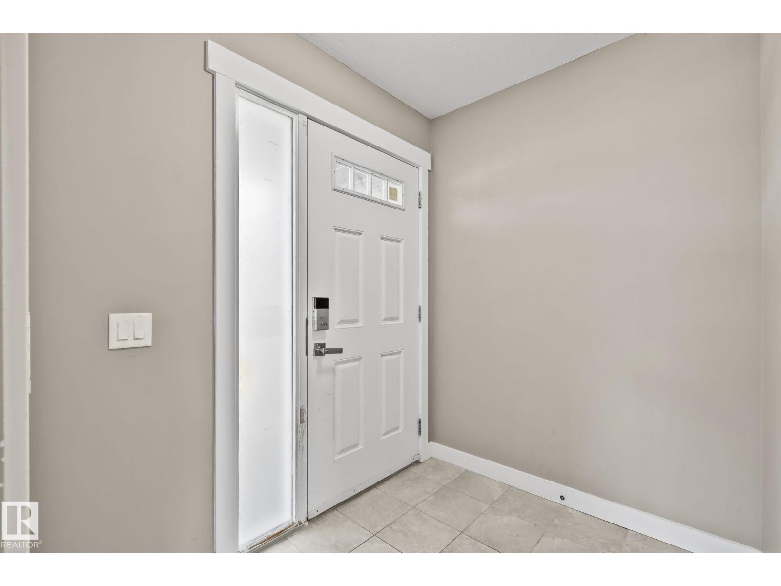 16715 40 St NW, Edmonton, Alberta  T5Y 0X9 - Photo 12 - E4501644