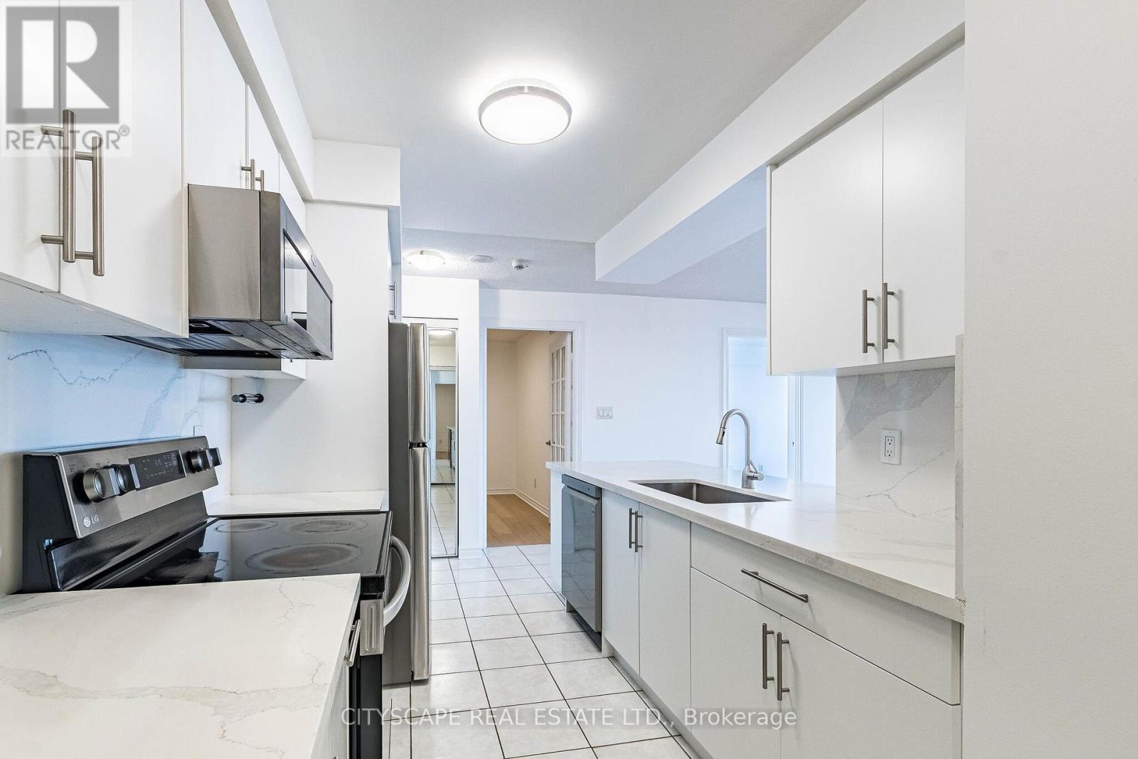 2110 - 3880 Duke Of York Boulevard, Mississauga, Ontario  L5B 4M7 - Photo 11 - W13626656