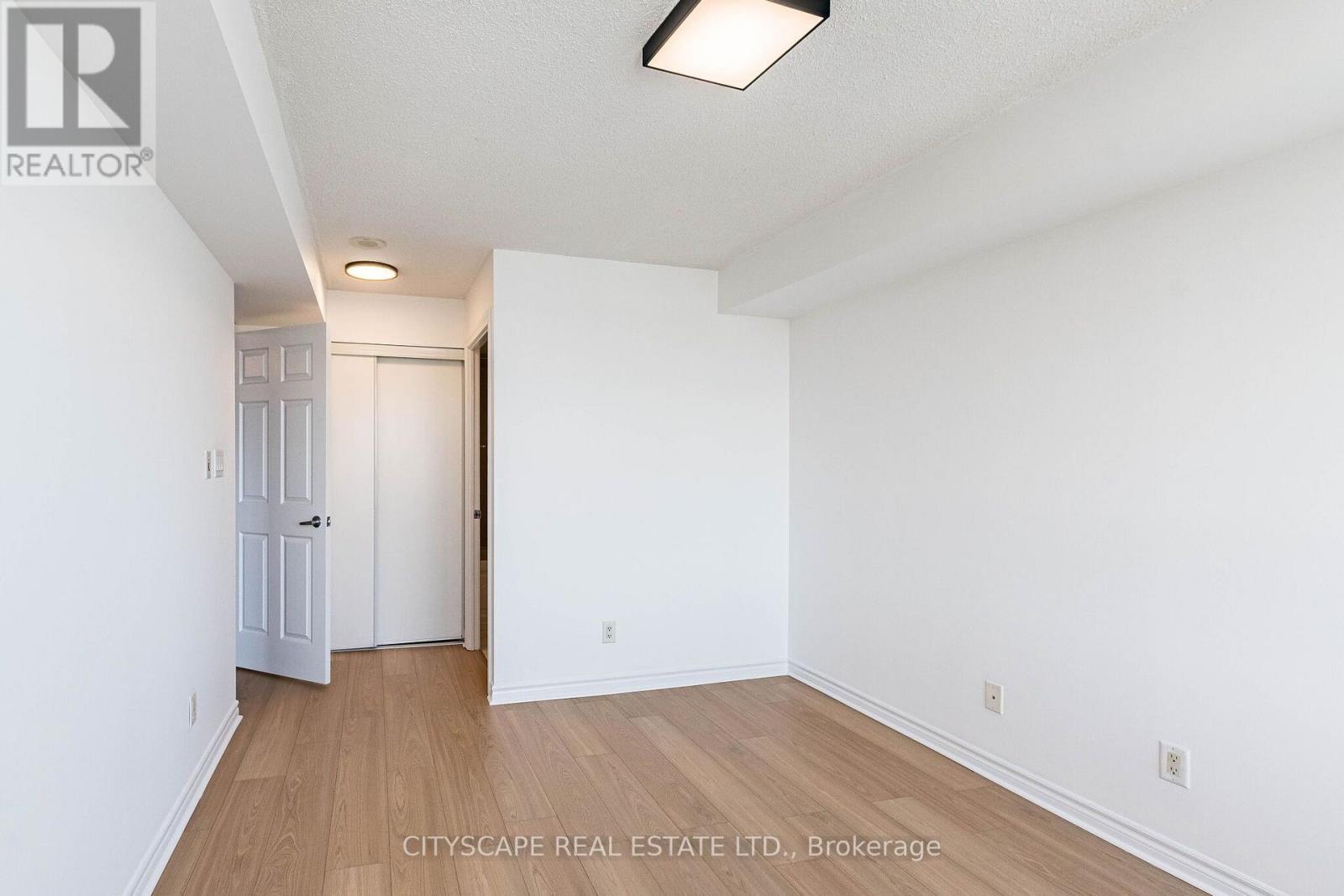 2110 - 3880 Duke Of York Boulevard, Mississauga, Ontario  L5B 4M7 - Photo 30 - W13626656