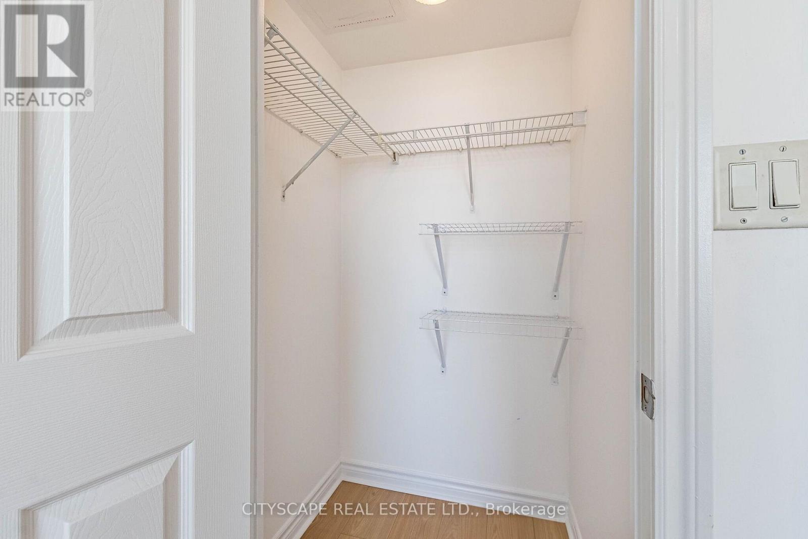 2110 - 3880 Duke Of York Boulevard, Mississauga, Ontario  L5B 4M7 - Photo 39 - W13626656