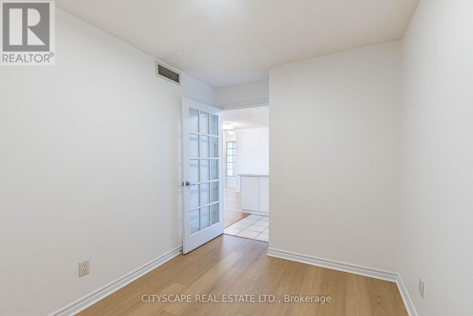 2110 - 3880 Duke Of York Boulevard, Mississauga, Ontario  L5B 4M7 - Photo 42 - W13626656