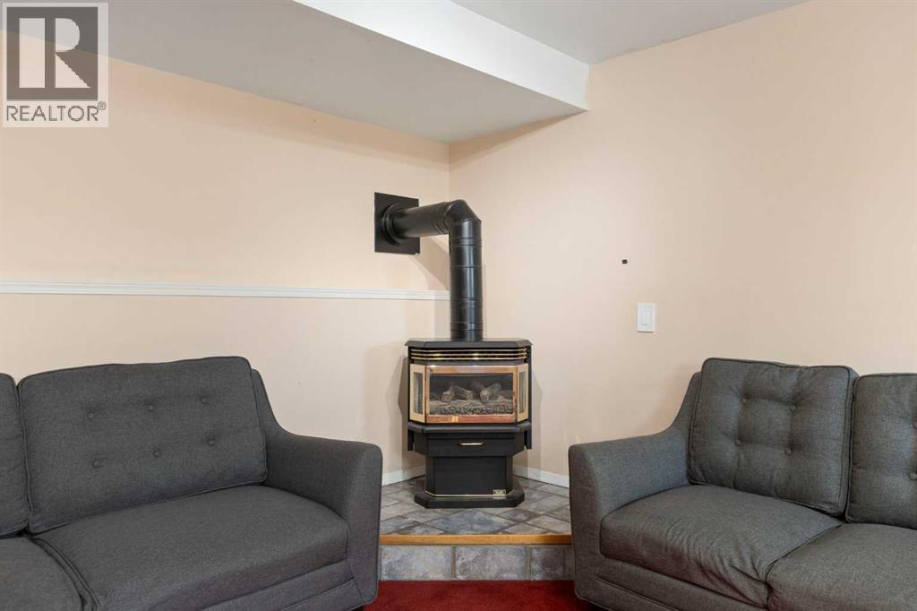 331 Coverdale Court NE, Calgary, Alberta  T3K 4J8 - Photo 28 - A2331928