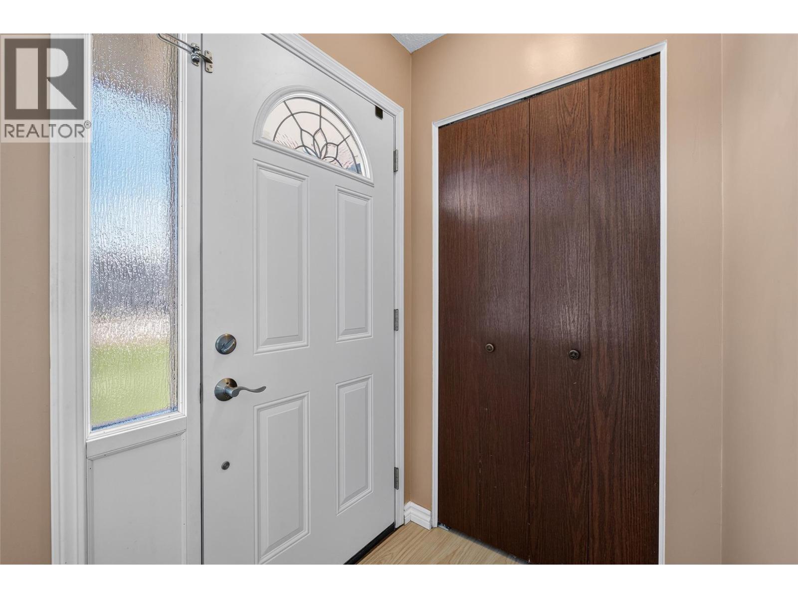 300 Patterson Road, Kelowna, British Columbia V1X 2L2 - Photo 6 - 10393776
