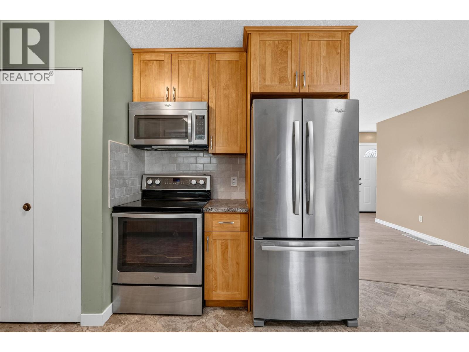 300 Patterson Road, Kelowna, British Columbia V1X 2L2 - Photo 12 - 10393776
