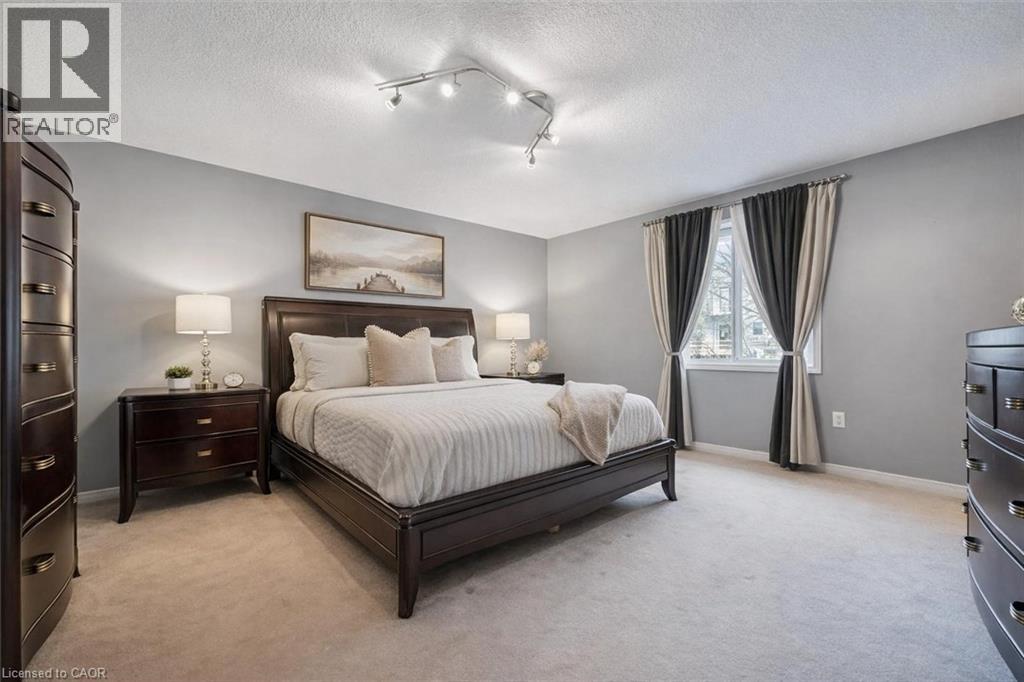 210 Dawn Avenue Unit# 38, Guelph, Ontario  N1G 5L5 - Photo 6 - 40846609