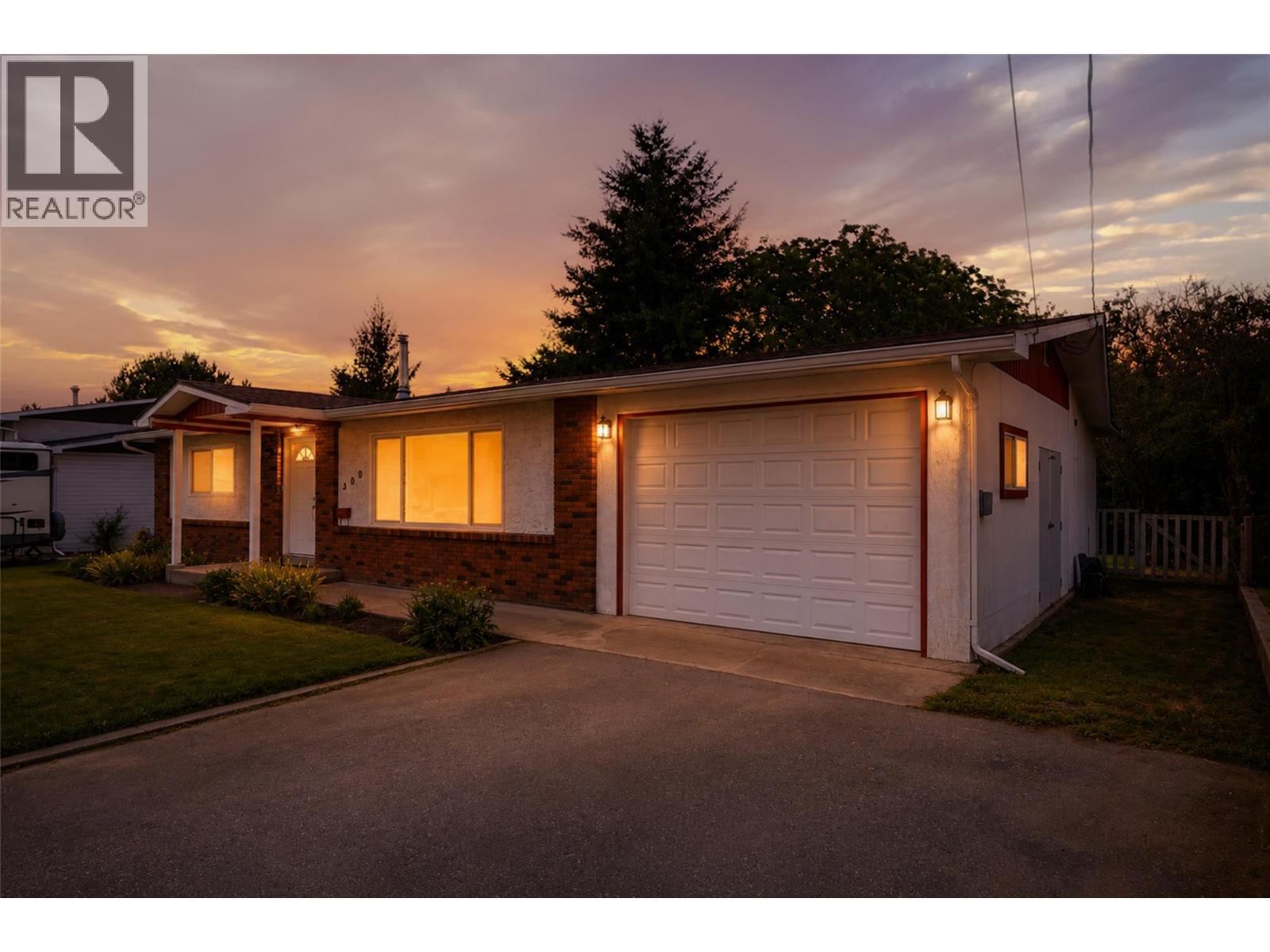 300 Patterson Road, Kelowna, British Columbia V1X 2L2 - Photo 33 - 10393776