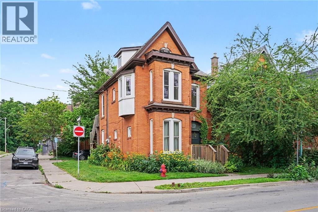 22 Stinson Street, Hamilton, Ontario L8N 1R7 - Photo 2 - 40846610