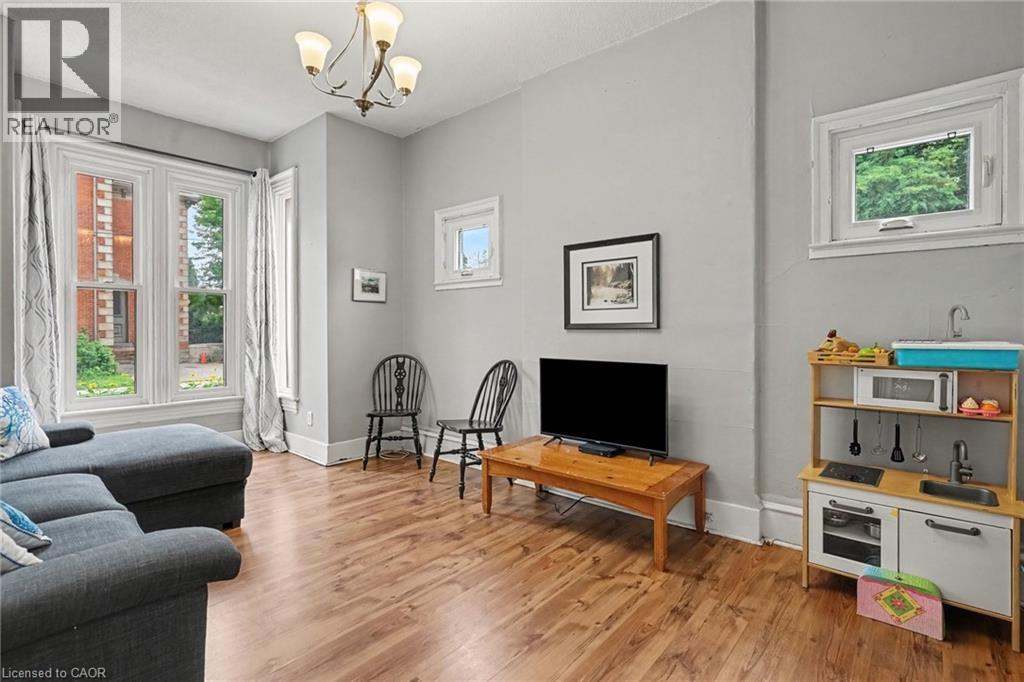 22 Stinson Street, Hamilton, Ontario L8N 1R7 - Photo 4 - 40846610