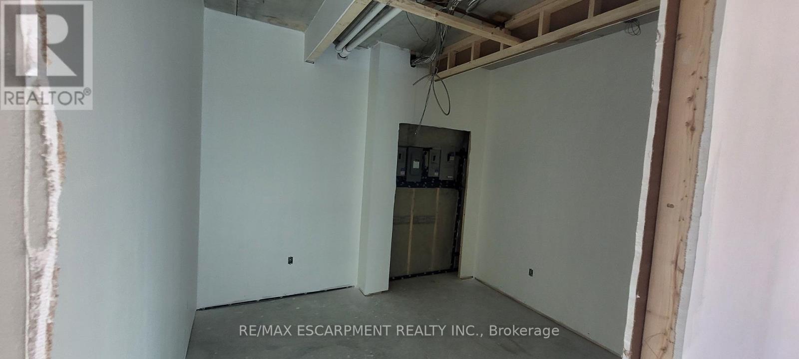 Office #1 - 120 Parkdale Avenue N, Hamilton, Ontario  L8H 5W9 - Photo 23 - X12647016
