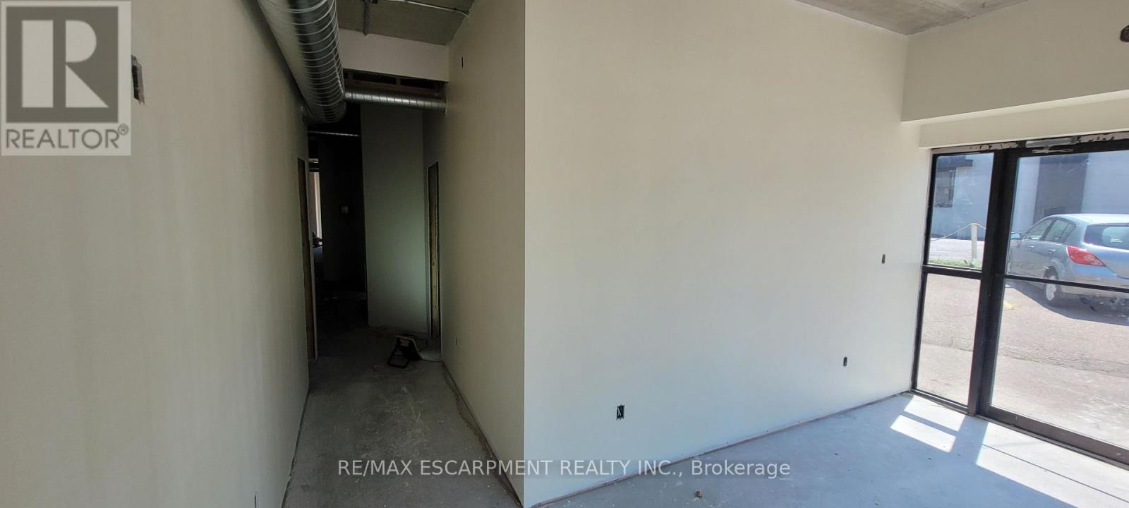 Office #1 - 120 Parkdale Avenue N, Hamilton, Ontario  L8H 5W9 - Photo 25 - X12647016