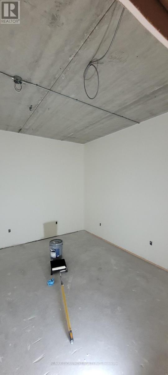 Office #1 - 120 Parkdale Avenue N, Hamilton, Ontario  L8H 5W9 - Photo 19 - X12647016