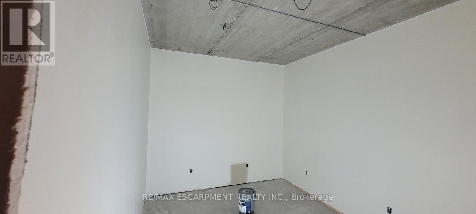 Office #1 - 120 Parkdale Avenue N, Hamilton, Ontario  L8H 5W9 - Photo 20 - X12647016