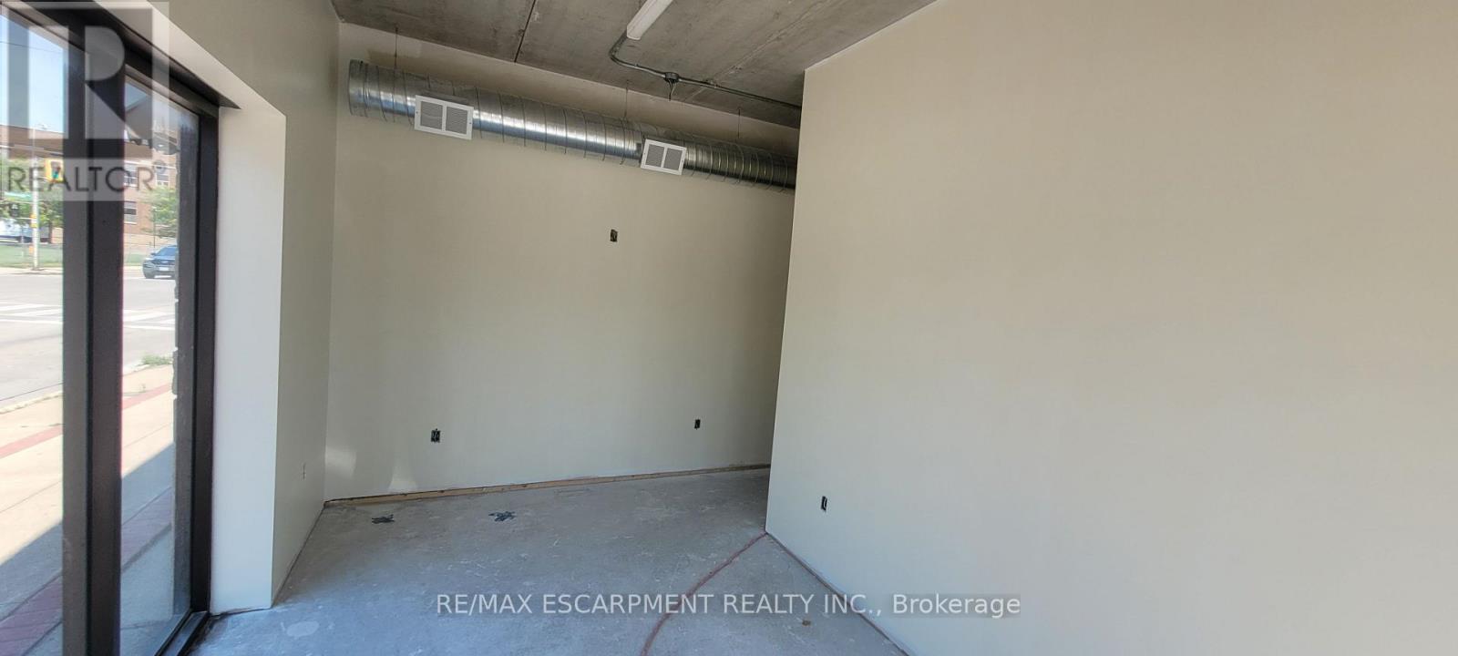 Office #1 - 120 Parkdale Avenue N, Hamilton, Ontario  L8H 5W9 - Photo 28 - X12647016