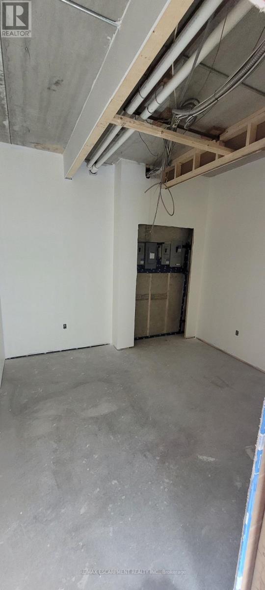 Office #1 - 120 Parkdale Avenue N, Hamilton, Ontario  L8H 5W9 - Photo 22 - X12647016