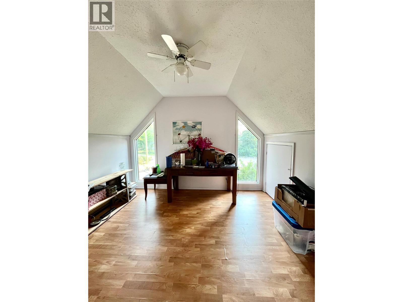 225 6th Street, Nakusp, British Columbia V0G 1R0 - Photo 22 - 10396538