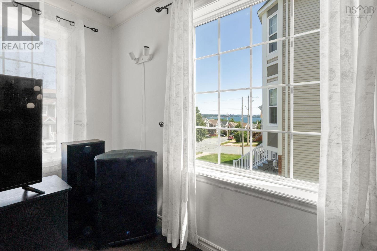 72 Fleetview Drive, Halifax, Nova Scotia  B3M 4W8 - Photo 7 - 202619275