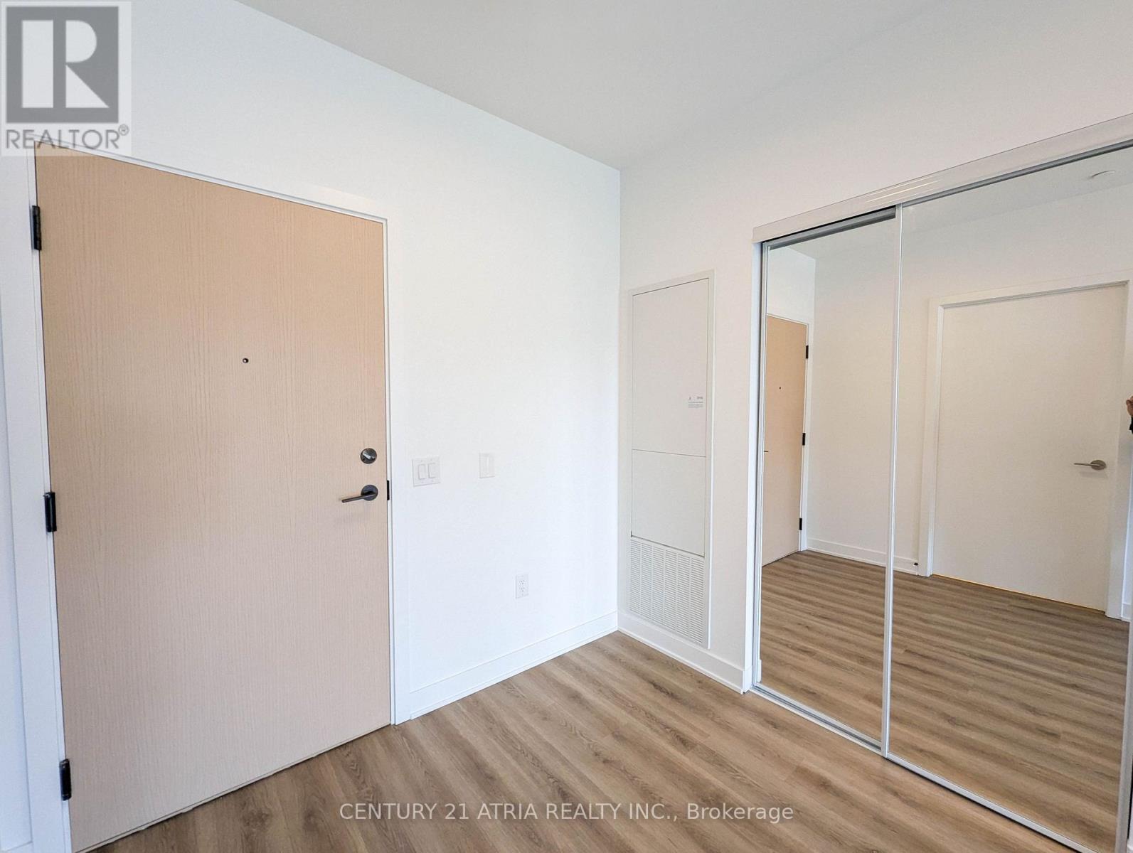 1023 - 30 Dreamers Way, Toronto, Ontario  M5A 0Y7 - Photo 3 - C13626610