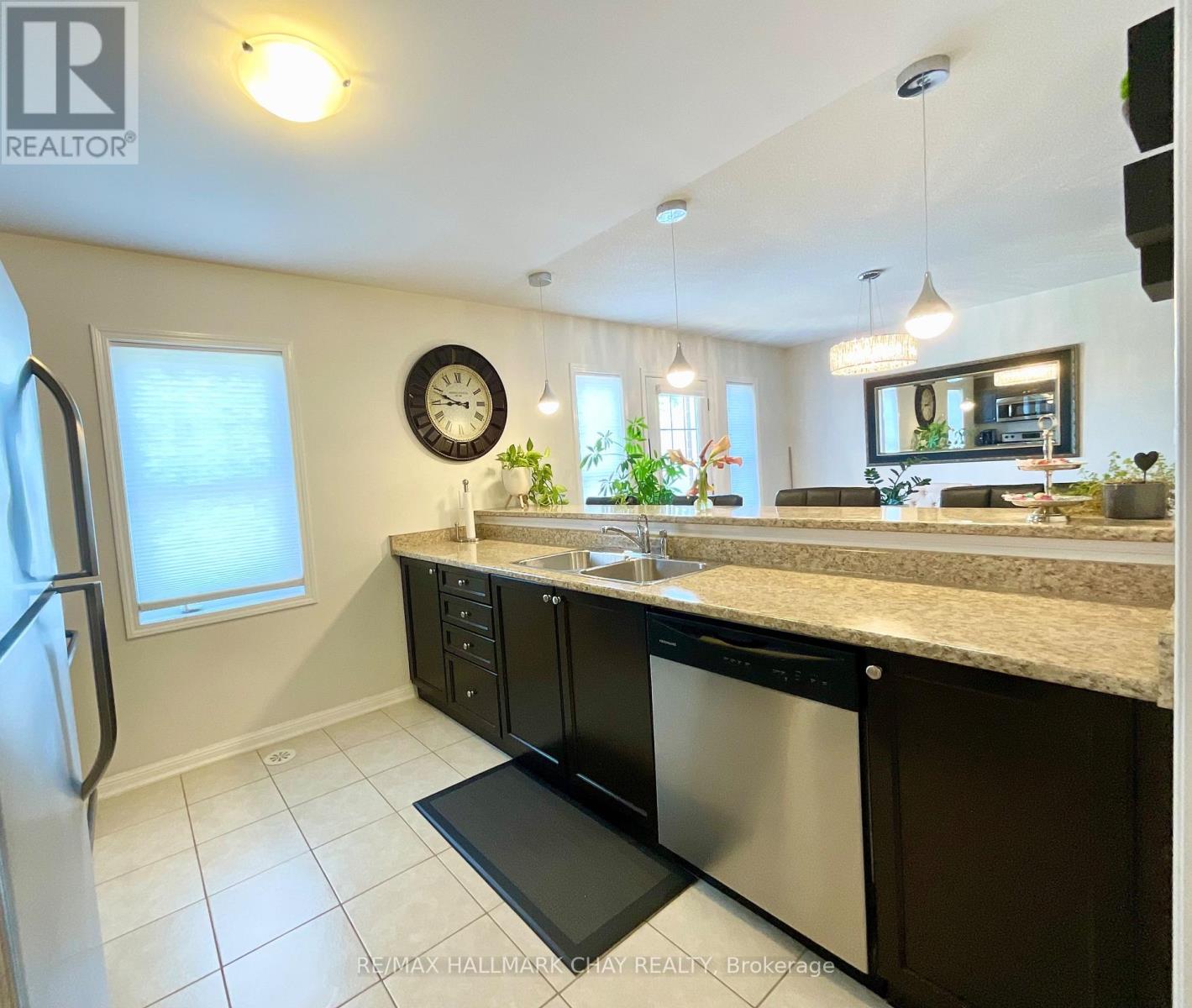 31 Colonel Frank Ching Crescent, Brampton, Ontario  L6Y 5W5 - Photo 6 - W13609002