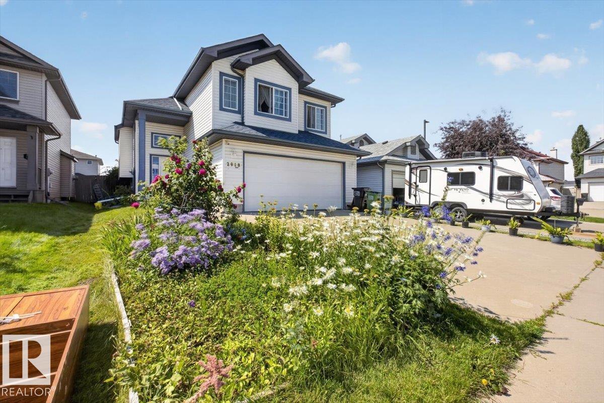 2918 33 St NW, Edmonton, Alberta  T6T 1V6 - Photo 2 - E4501647