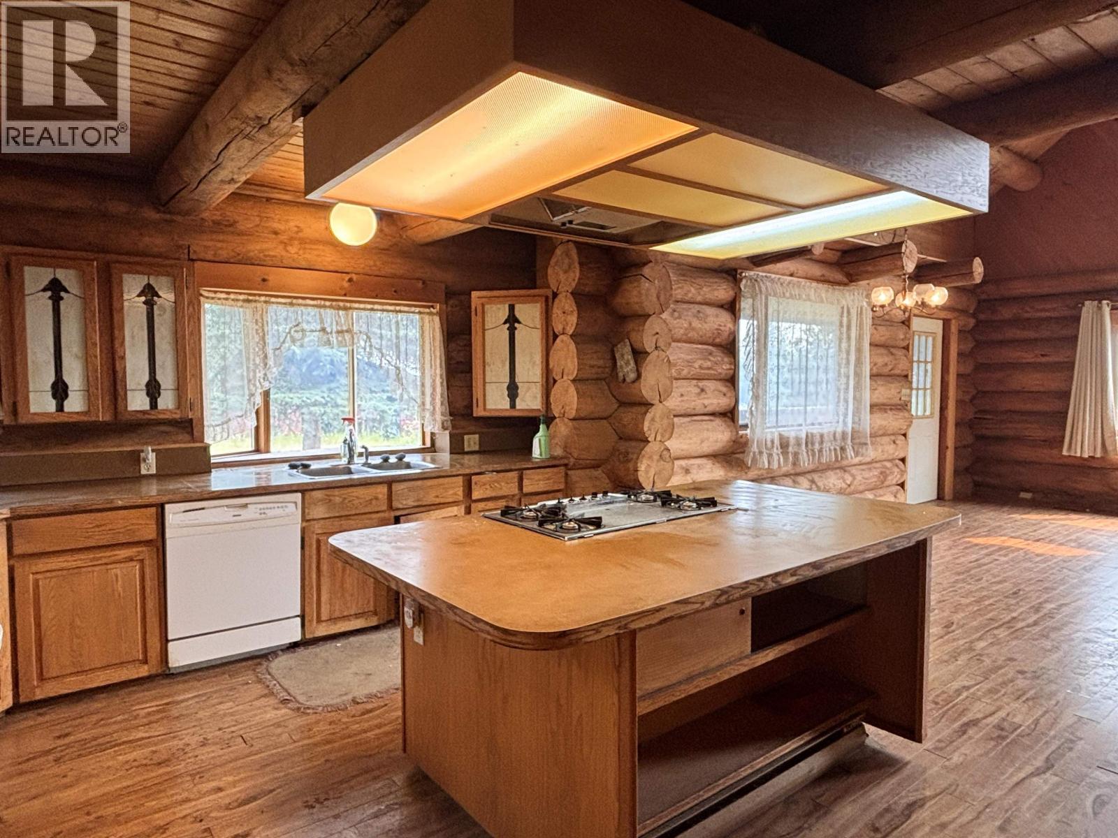 3074 Spout Lake Road, Lac La Hache, British Columbia  V0K 1T0 - Photo 12 - R3078403