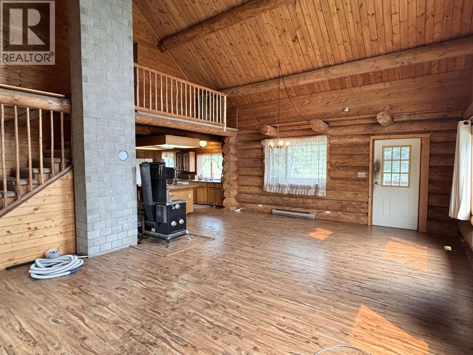 3074 Spout Lake Road, Lac La Hache, British Columbia  V0K 1T0 - Photo 15 - R3078403