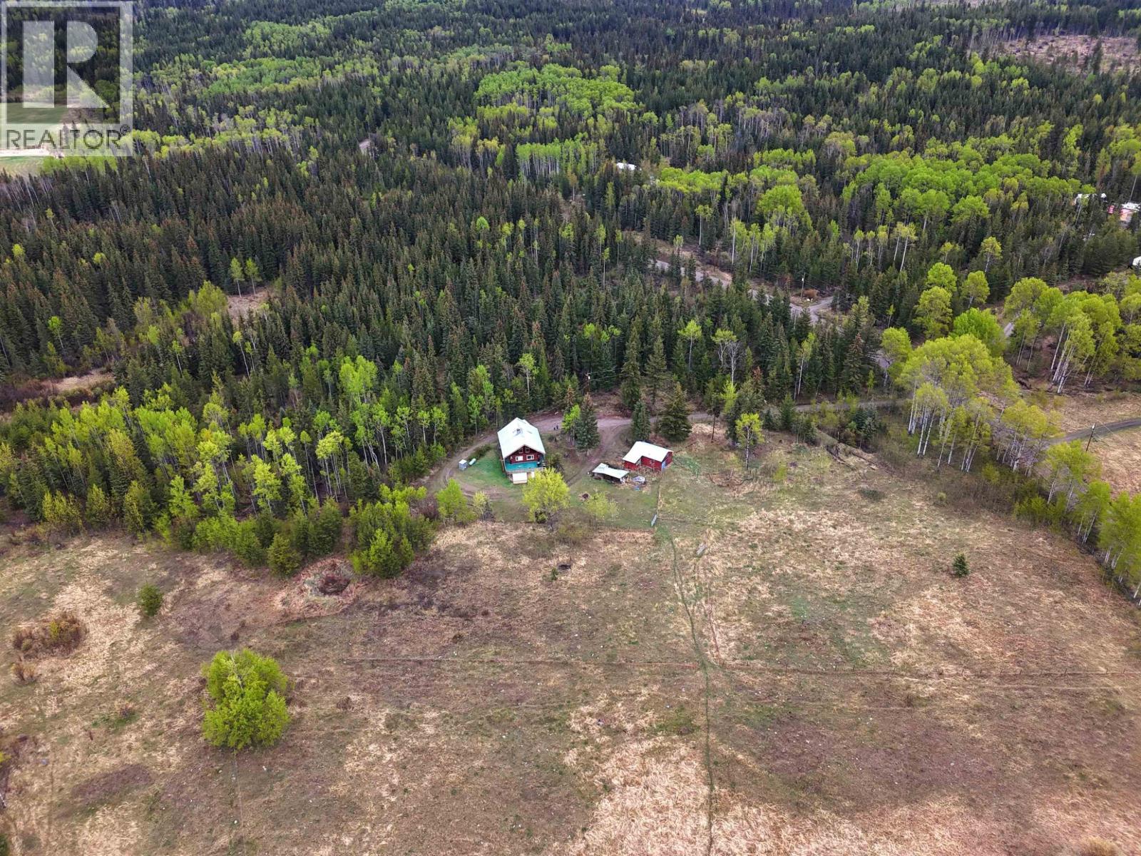 3074 Spout Lake Road, Lac La Hache, British Columbia  V0K 1T0 - Photo 6 - R3078403