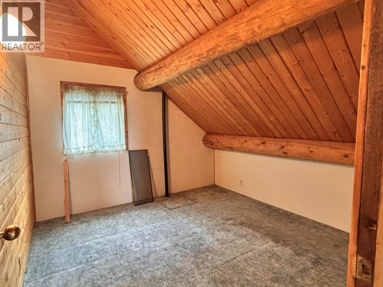3074 Spout Lake Road, Lac La Hache, British Columbia  V0K 1T0 - Photo 26 - R3078403