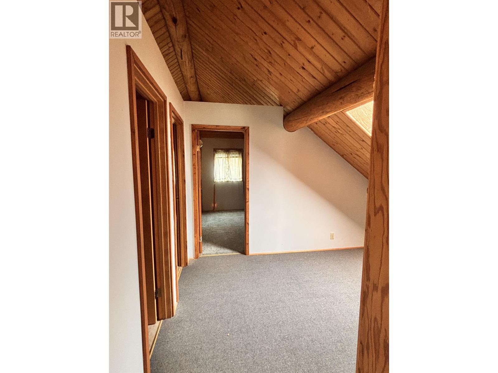3074 Spout Lake Road, Lac La Hache, British Columbia  V0K 1T0 - Photo 23 - R3078403
