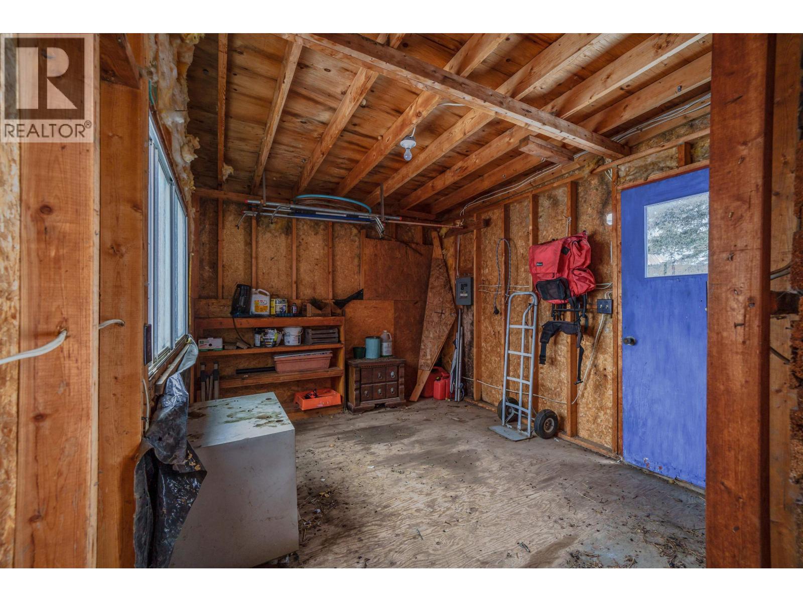 3074 Spout Lake Road, Lac La Hache, British Columbia  V0K 1T0 - Photo 36 - R3078403