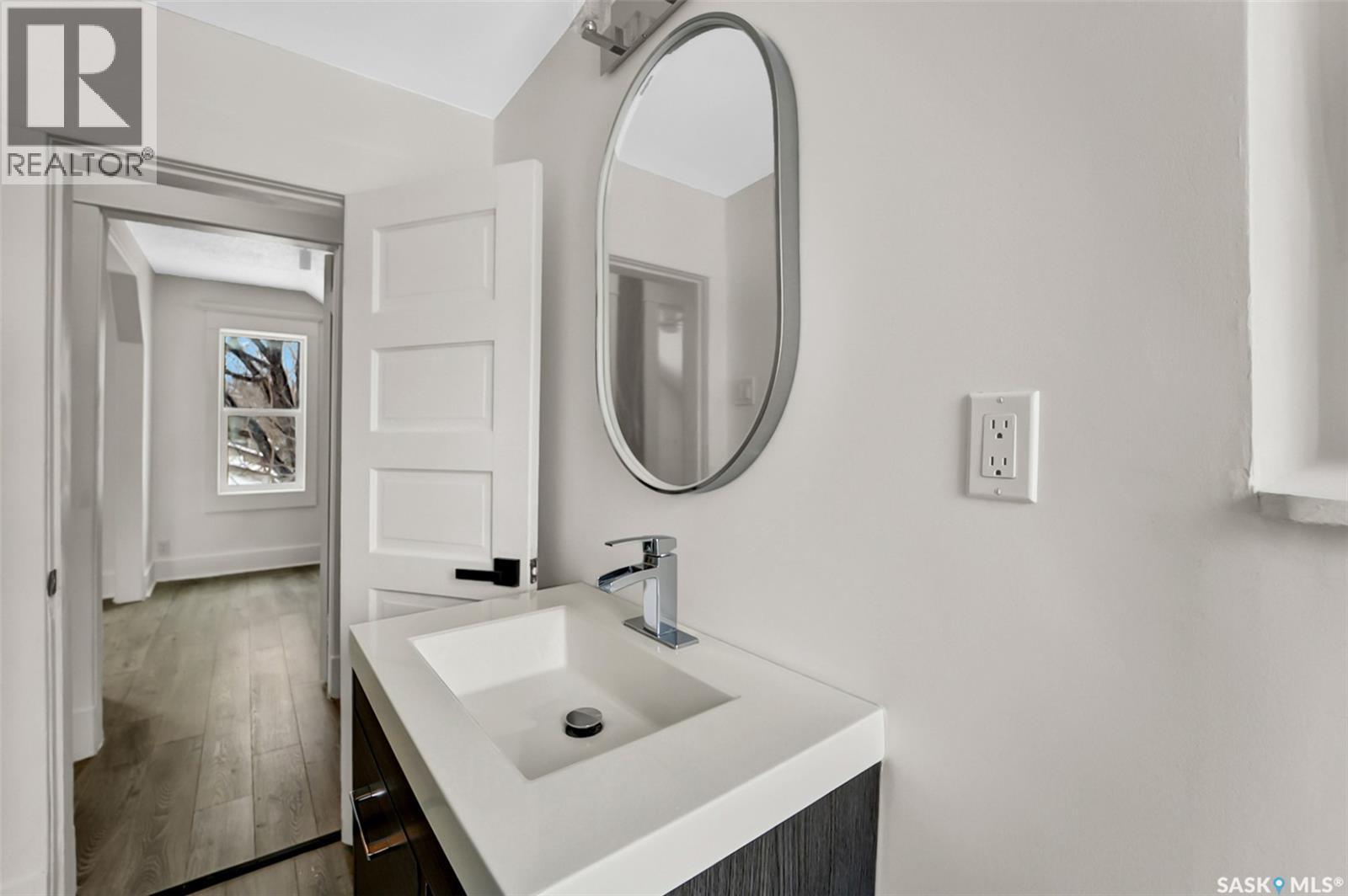 713 L Avenue S, Saskatoon, Saskatchewan  S7M 2H8 - Photo 25 - SK044238